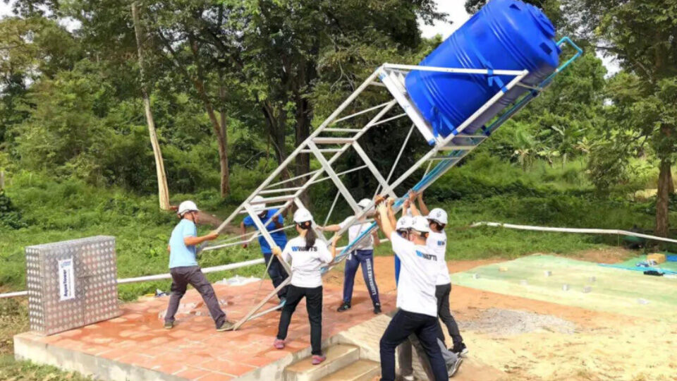 china_pw_1000_workers2jpg